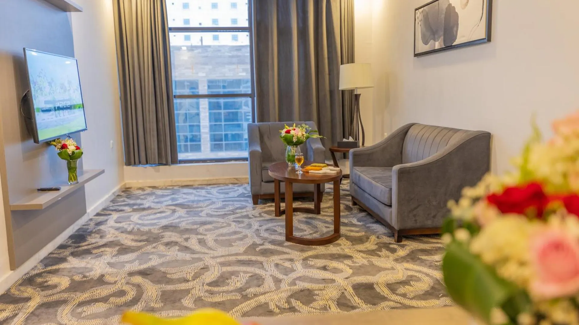 Laten Suites Al Salim Plaza Jeddah Hotel