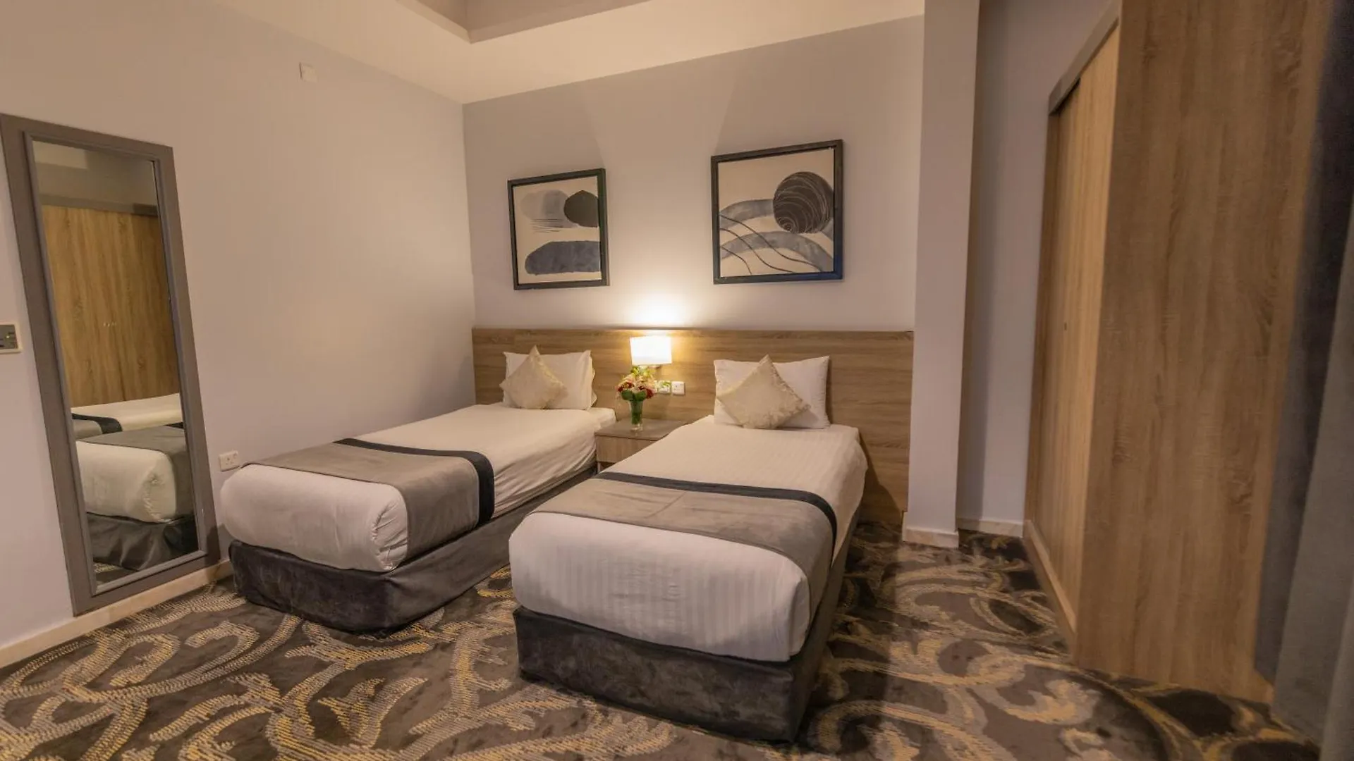 Otel Laten Suites Al Salim Plaza Cidde Suudi Arabistan
